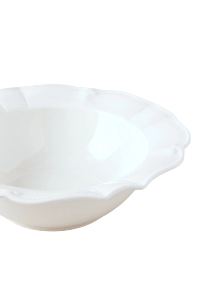 Bella Scalloped Small Serving Bowl in White