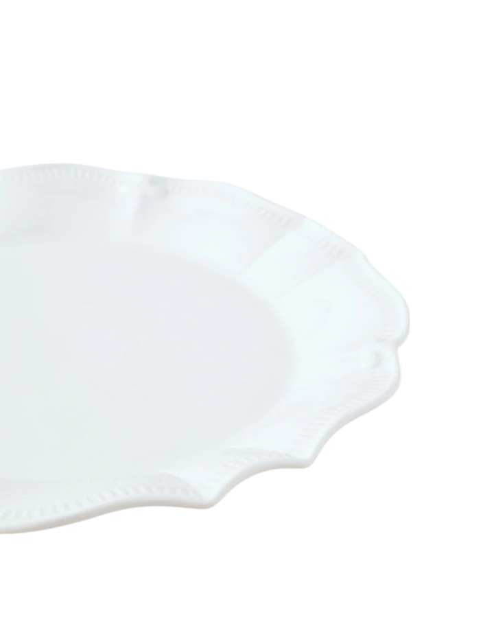 Bella Scalloped Round Platter in White