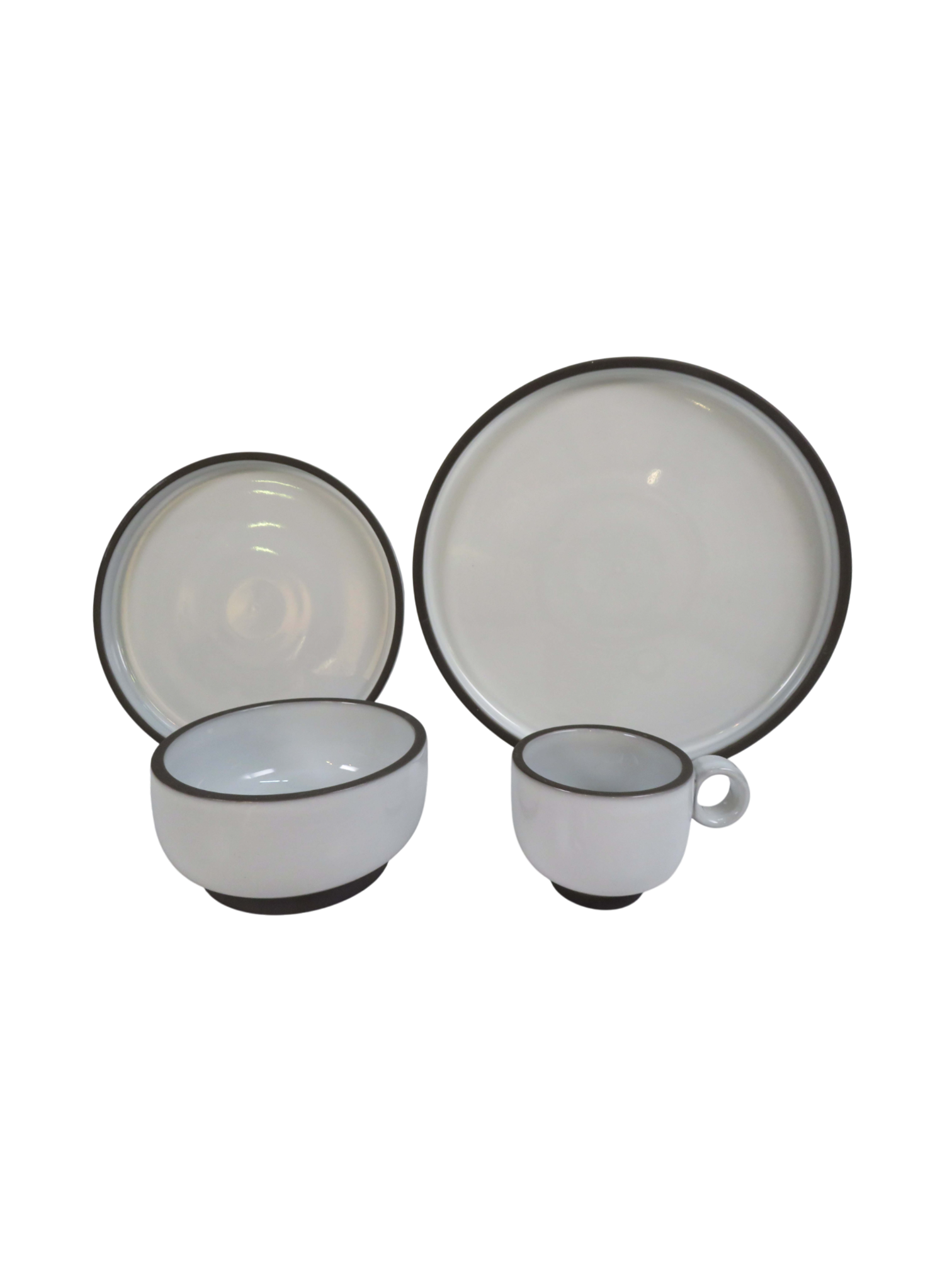 Monochrome Rim Dinnerware Set