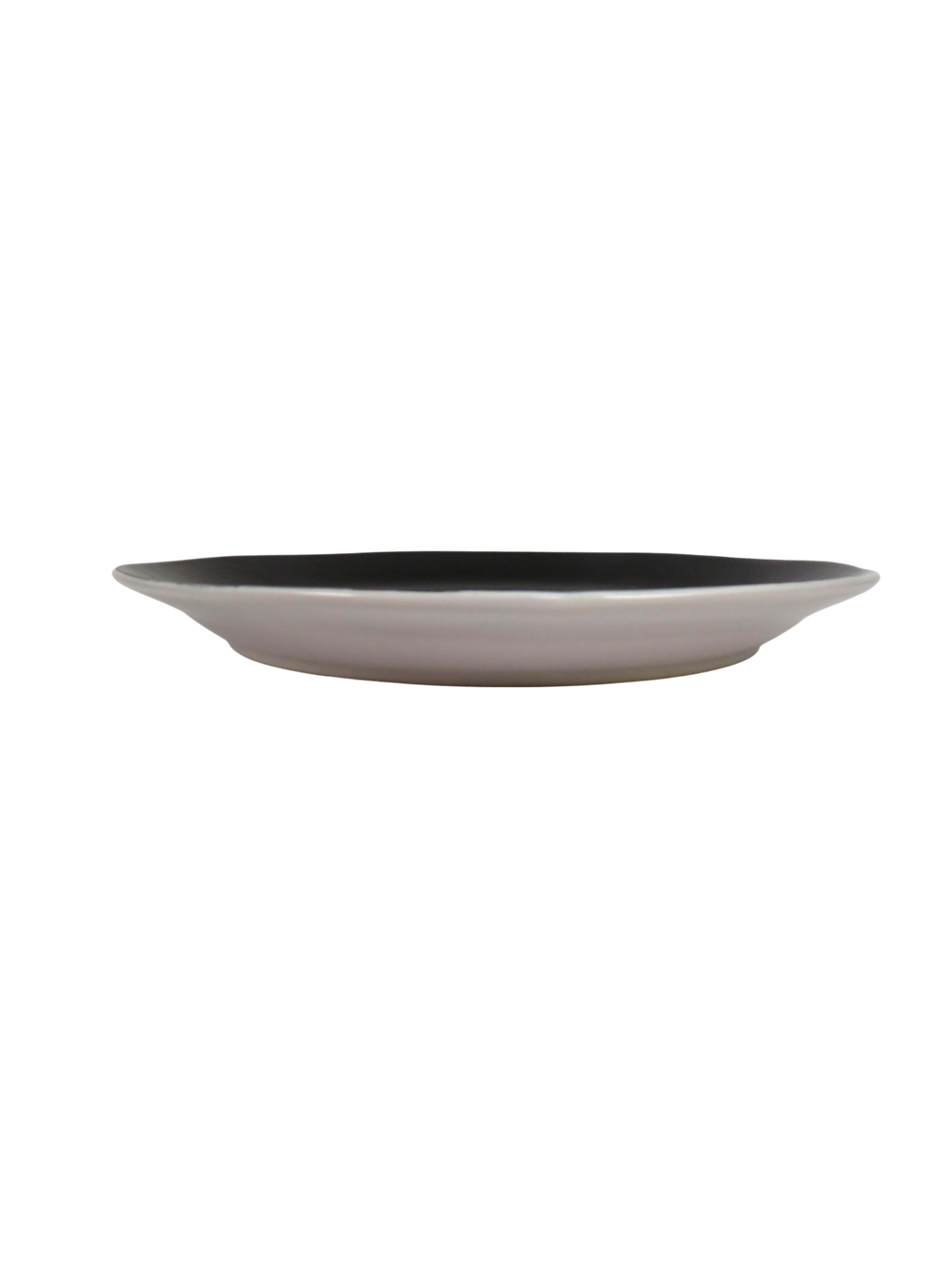 Organic Wave Dinner Plate in Black